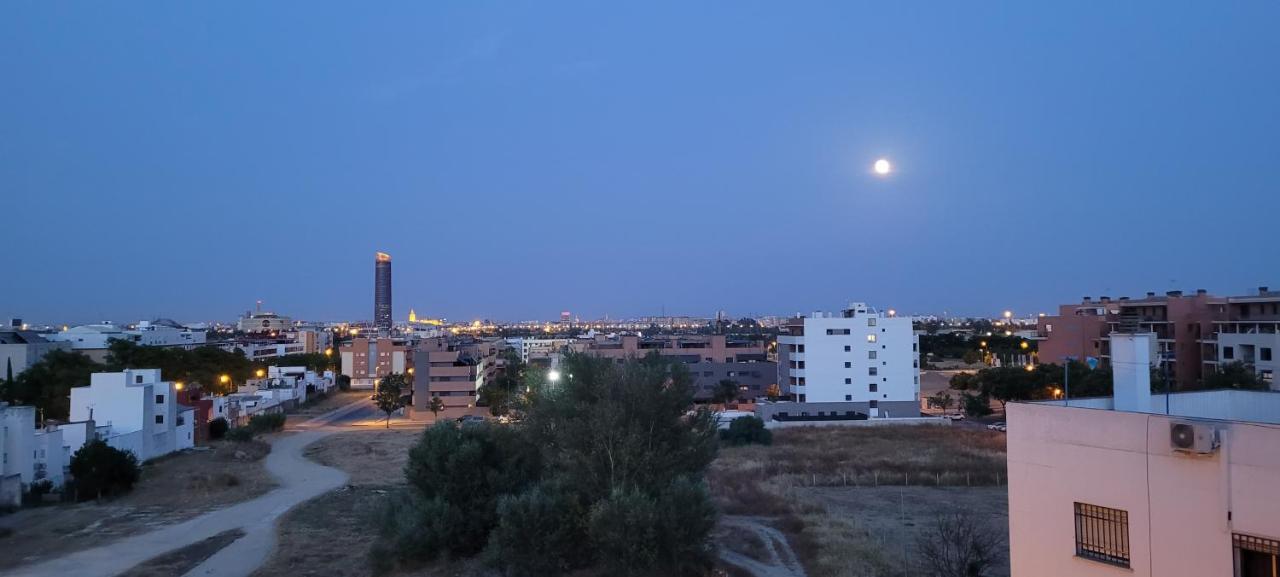 Platea de Sevilla Exterior foto